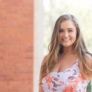 Meet your Posher, Haley